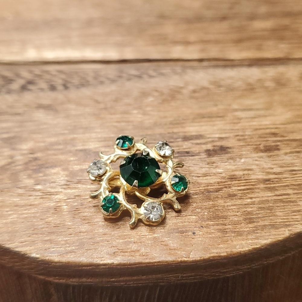 B505 vintage‎ coro emerald brooch